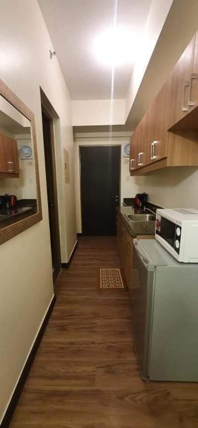 Jcga Apartments At Bristle Ridge Condominium Near Botanical Garden And The Mansion バギオ エクステリア 写真