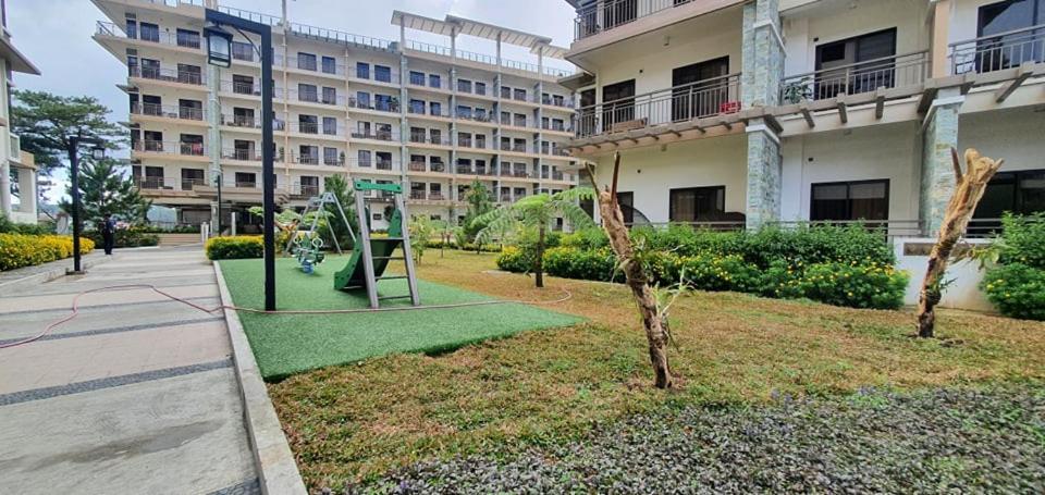 Jcga Apartments At Bristle Ridge Condominium Near Botanical Garden And The Mansion バギオ エクステリア 写真